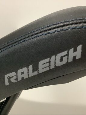 Raleigh Black Bike Saddle - Comfortable Padded Seat